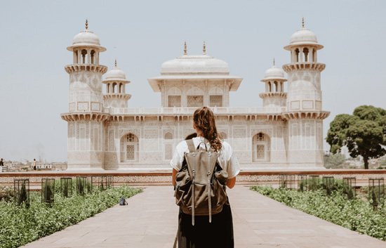 Delhi to Agra Tour