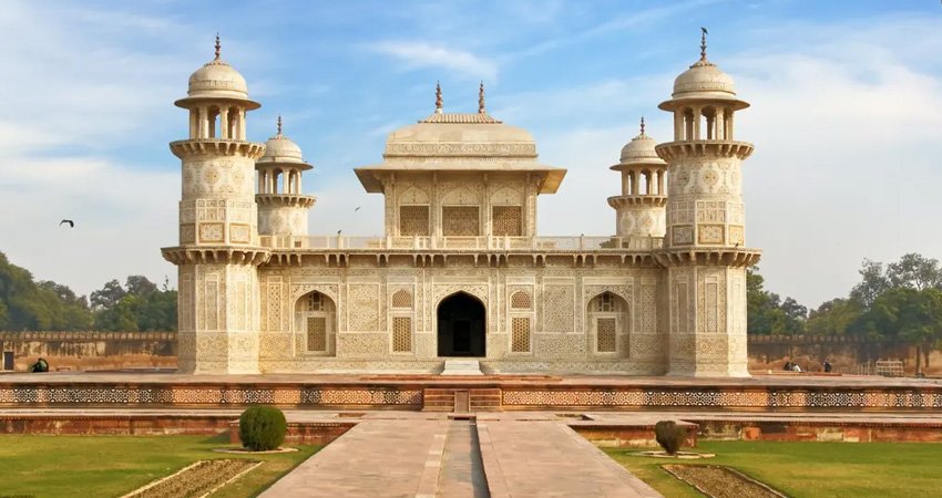 One Day Taj Mahal Tour